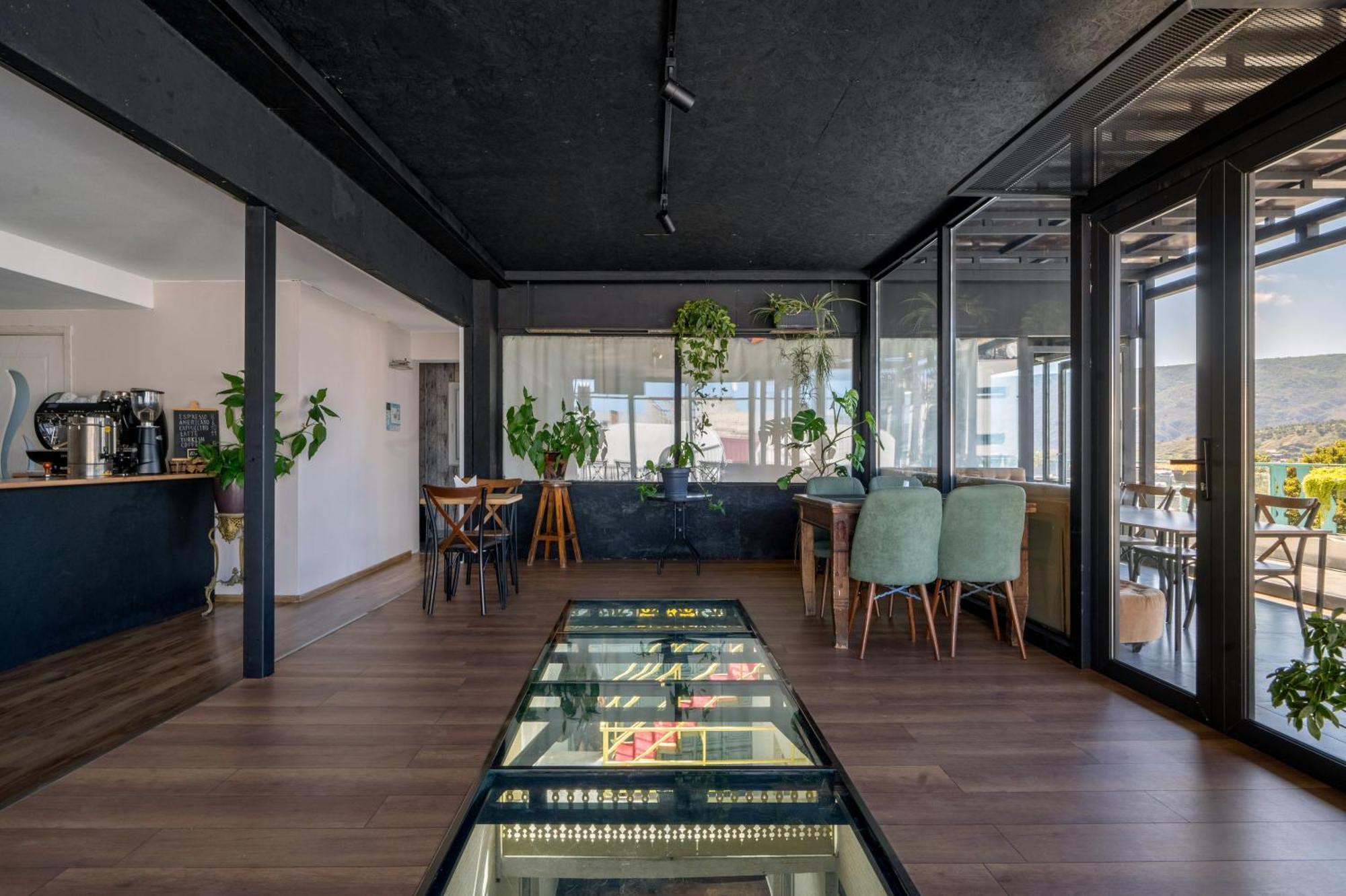 Hotel Tato & Coworking Space Tiflis Dış mekan fotoğraf