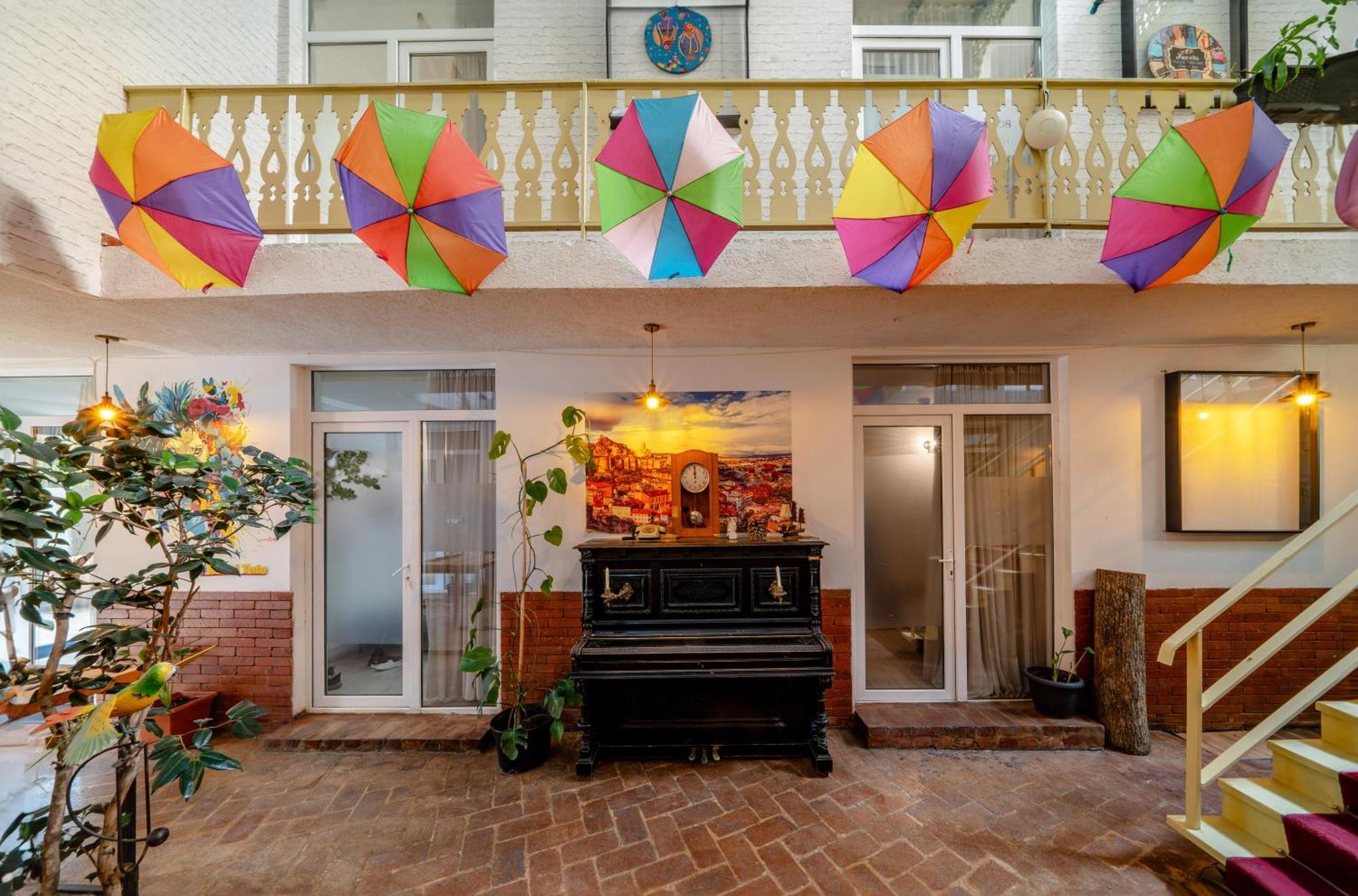 Hotel Tato & Coworking Space Tiflis Dış mekan fotoğraf